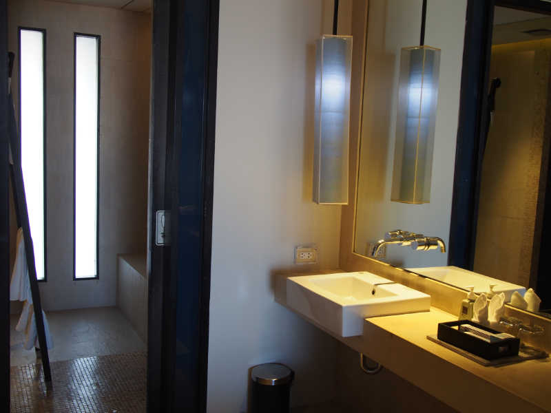 Veranda Hotel & Resort Hua Hin Premium Deluxe Bathroom