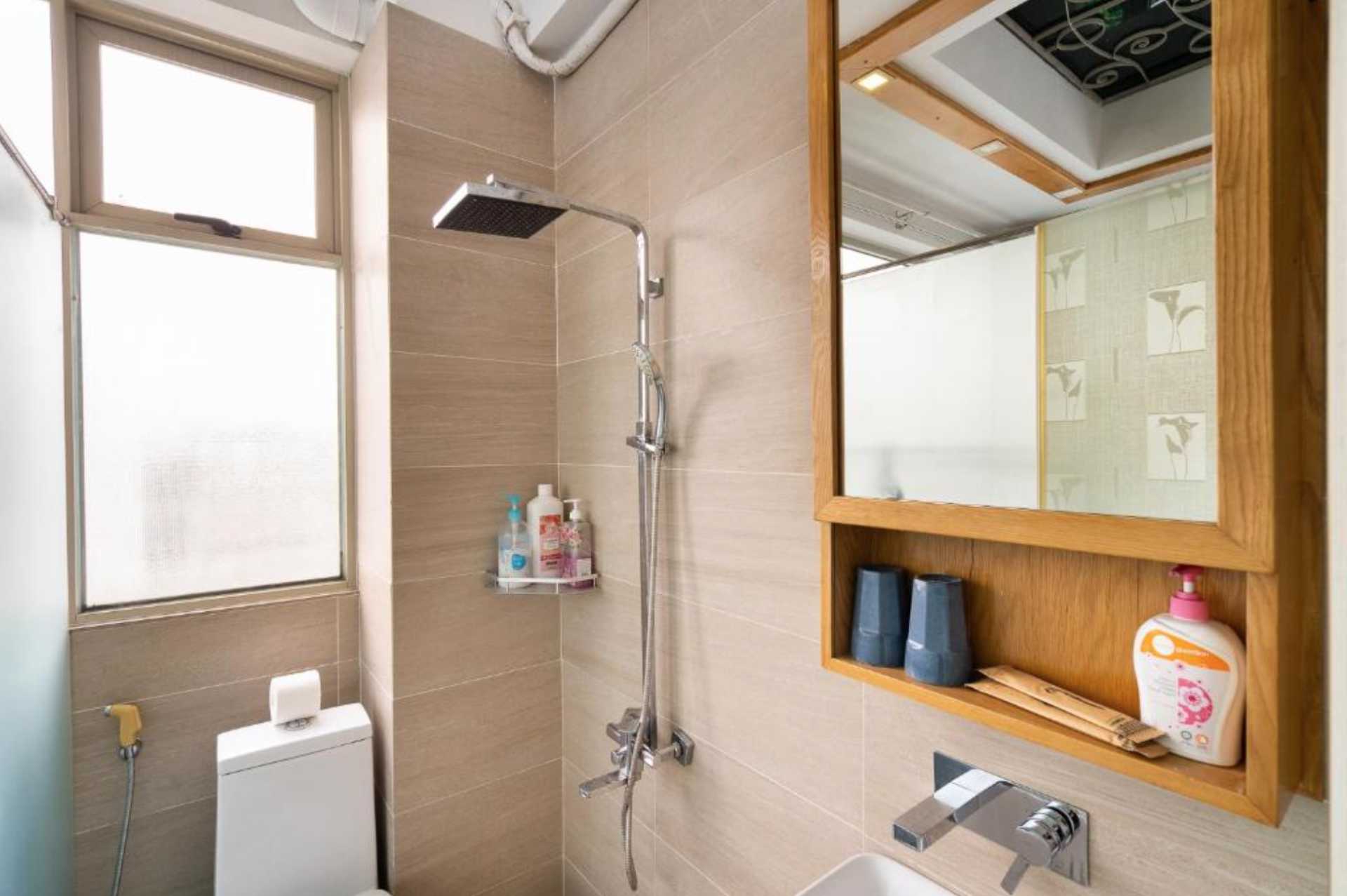 Typical HCMC Budget Room Toilet