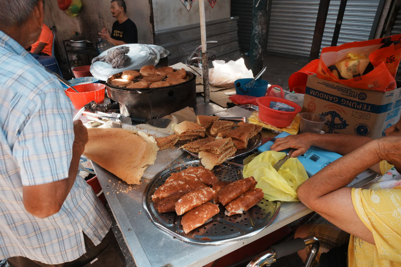 Popular Cake Seller in KL Chinatown