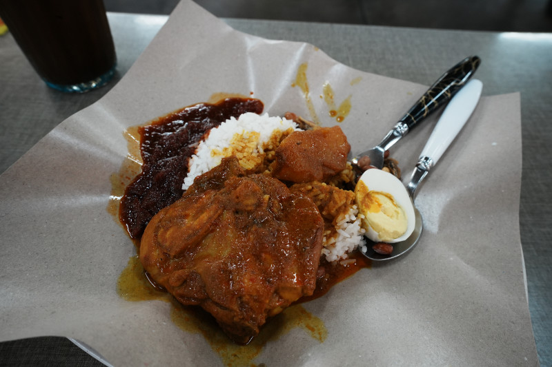Nasi Lemak with Chicken Rendang